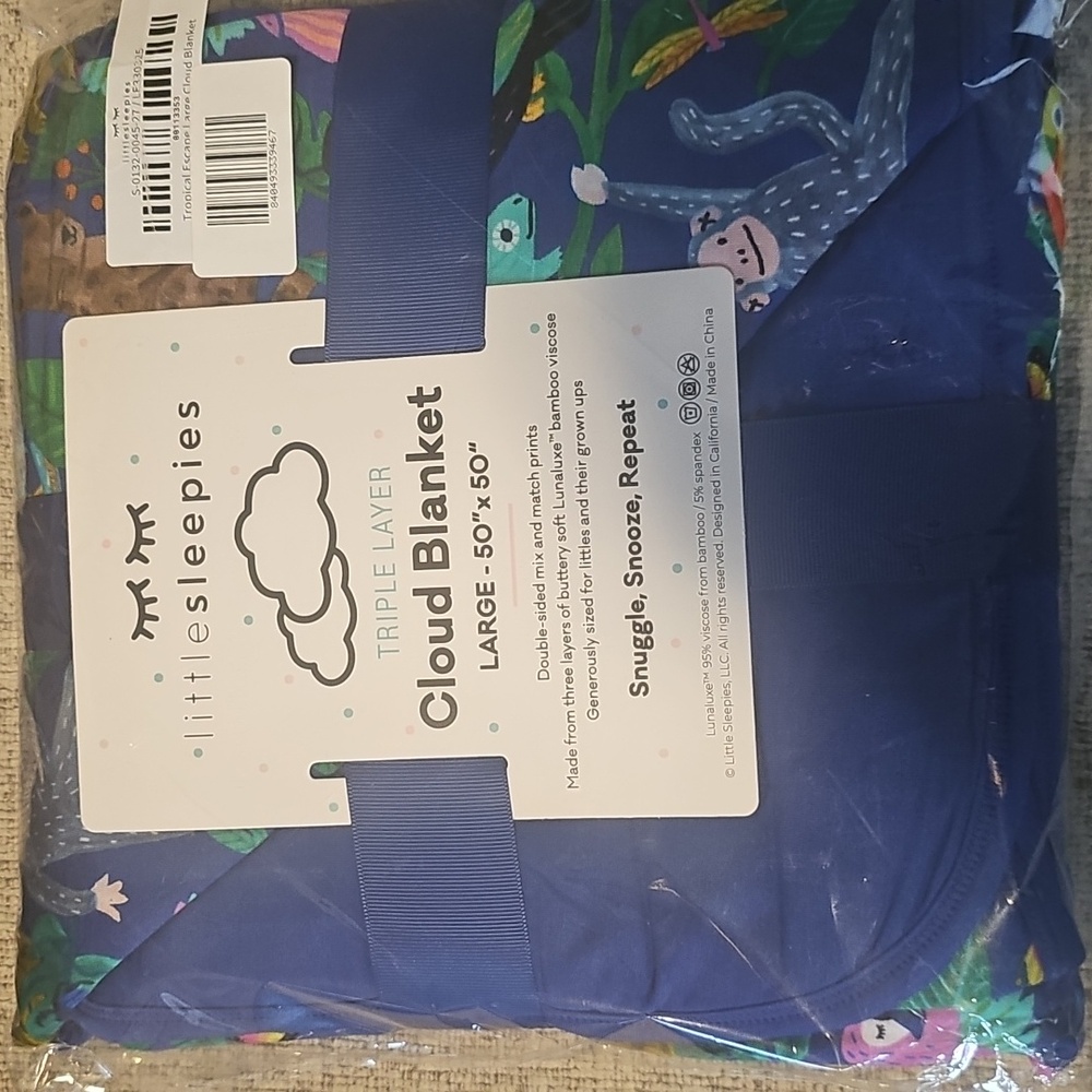 Little Sleepies Tree Top Tails Cloud Blanket